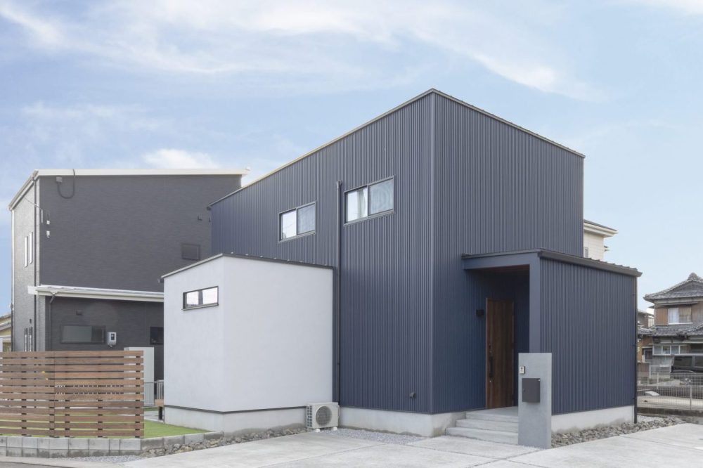 暮らしをサポートする開放的な家 住宅外観 三重県の注文住宅工務店ハウスクラフト