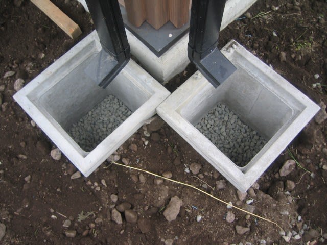 敷地内処理の浸透桝 マイホームの土地選びと雨水処理方法