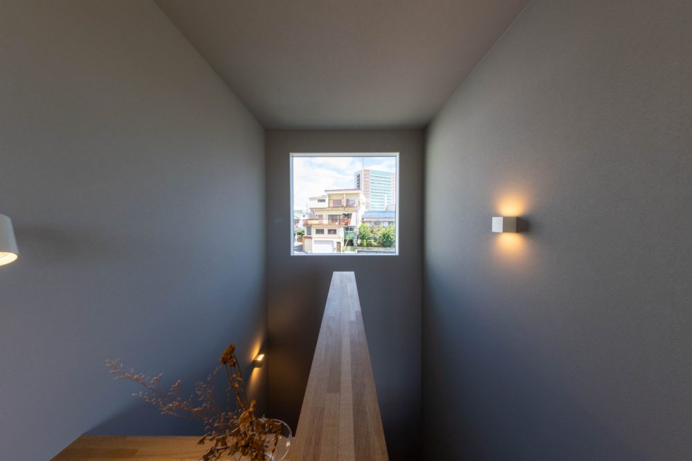 ハウスクラフトが建てる分譲住宅２階リビングのお家ピクチャーウィンド