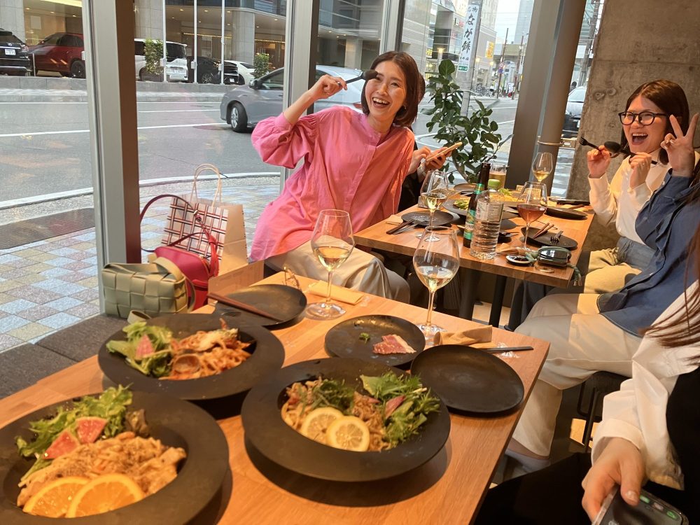 四日市市にあるカフェ＆ワインバーWIM（ウィム）で女子会