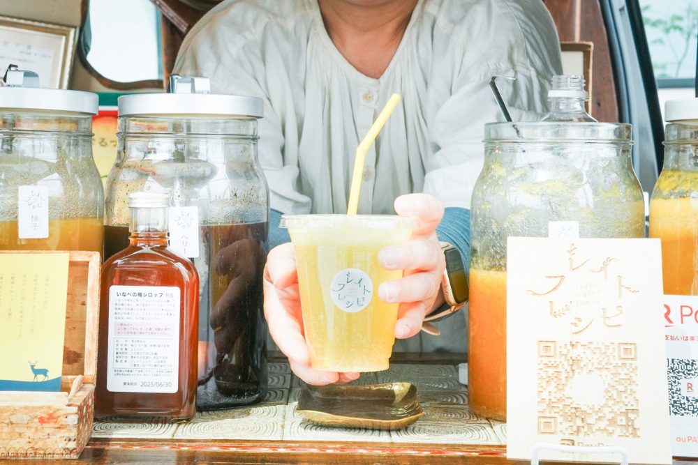 まんなかマルシェの様子