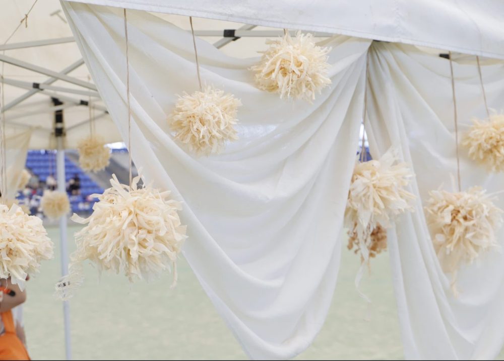 かんなくずでぽんぽんづくり｜ハウスクラフトお客様感謝祭