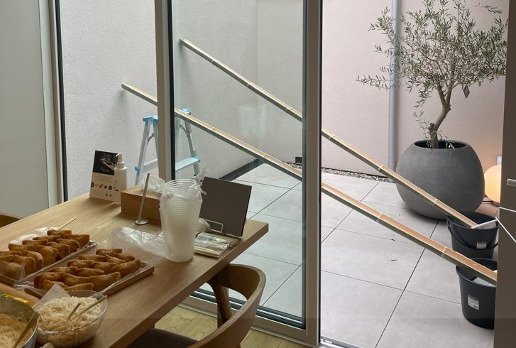 会社のランチ会で流しそうめん
