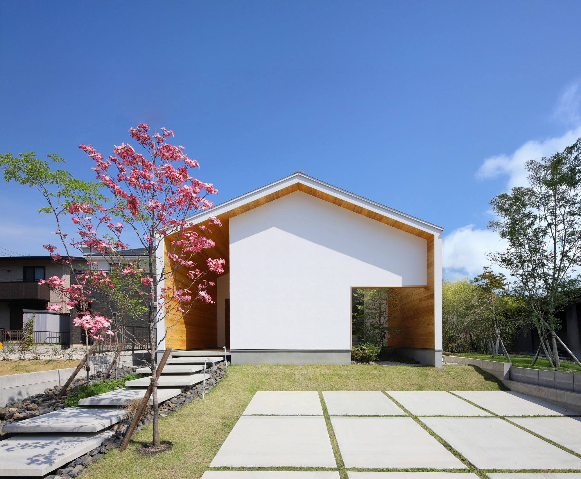 三角屋根の平屋 三重の工務店ハウスクラフト