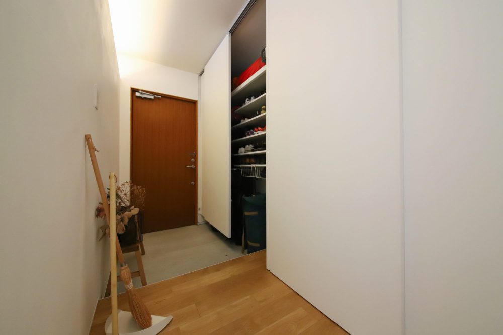 造作のシューズクローゼット