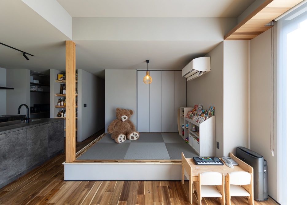 子供の遊び場に最適な小上がりの畳コーナー